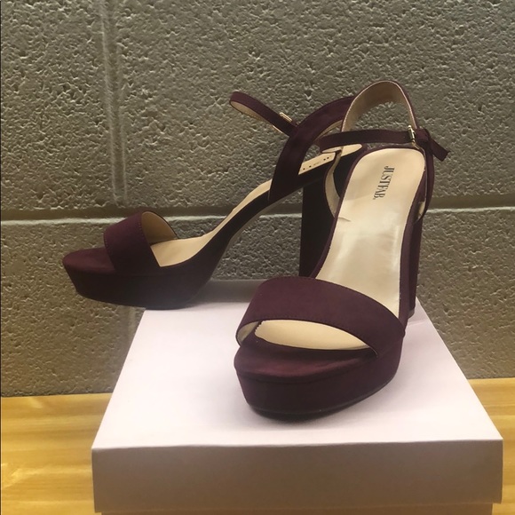 Maroon/Burgundy Heels/Sandals - Picture 3 of 3